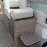 AURELIA YACHTING - INTERIOR - SAXDOR 320 GTC- MOTORYACHT - PRIVATE CRUISE - PRIVATE CHARTER - CORFU