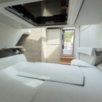 AURELIA YACHTING - INTERIOR - SAXDOR 320 GTC- MOTORYACHT - PRIVATE CRUISE - PRIVATE CHARTER - CORFU